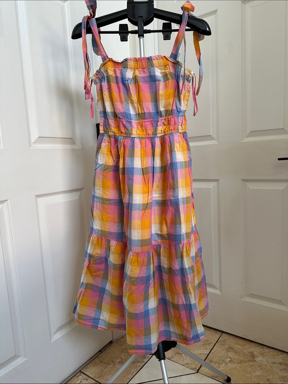 Free Assembly Women’s Vibrant Multicolred Plaid Tie-Shoulders Midi Sundress